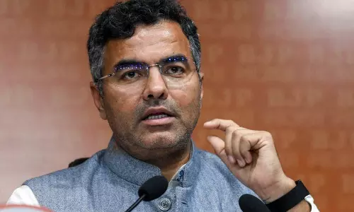 खराब सड़कों और बंद लाइटों पर PWD मंत्री का बड़ा फैसला