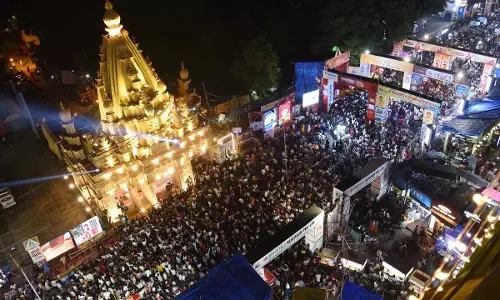 दुर्गा पूजा पर बिहार में हाई अलर्ट, 57 अतिरिक्त कंपनियां तैनात, चप्पे-चप्पे पर पुलिस की नजर