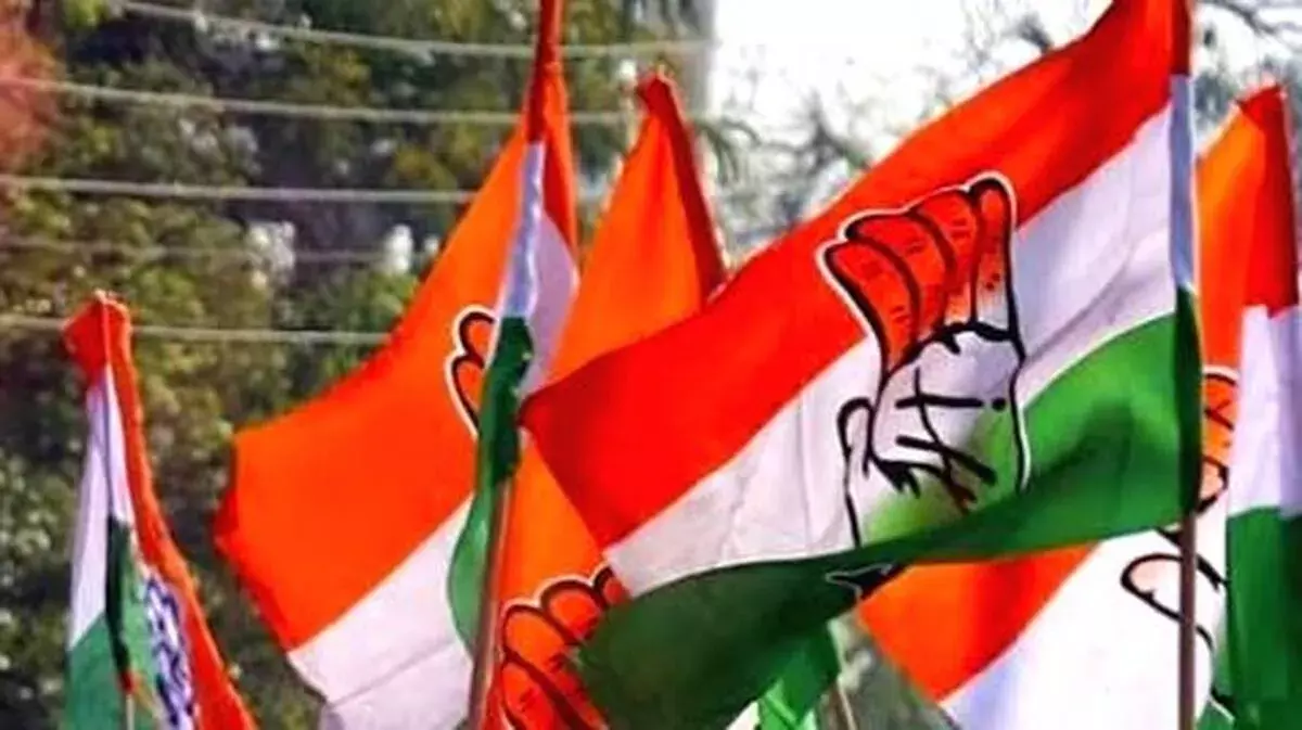 पिनराई विजयन के पक्ष में सरकार के रुख को लेकर कांग्रेस में मतभेद पिनराई विजयन के पक्ष में सरकार के रुख को लेकर कांग्रेस में मतभेद