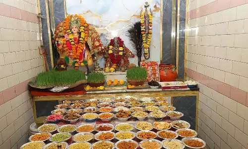 नवरात्रि पर श्री माँ जागृत जगदम्बा मंदिर में भक्ति का अद्भुत संगम, माता को चढ़ाया छप्पन भोग नवरात्रि पर श्री माँ जागृत जगदम्बा मंदिर में भक्ति का अद्भुत संगम, माता को चढ़ाया छप्पन भोग