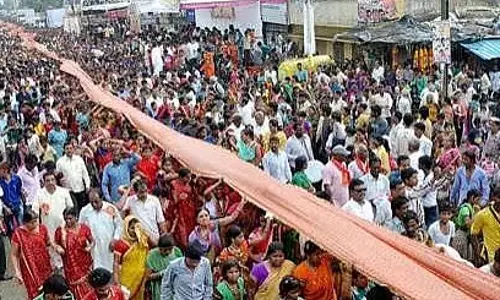 इंदौर में आज विशाल चुनरी यात्रा, बड़ा गणपति से बिजासन माता मंदिर तक बदले रहेंगे 13 रास्ते इंदौर में आज विशाल चुनरी यात्रा, बड़ा गणपति से बिजासन माता मंदिर तक बदले रहेंगे 13 रास्ते