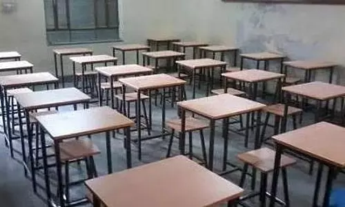 MP में 44.35 करोड़ की फर्नीचर खरीदी पर सवाल, टेंडर में गड़बड़ी के आरोप MP में 44.35 करोड़ की फर्नीचर खरीदी पर सवाल, टेंडर में गड़बड़ी के आरोप