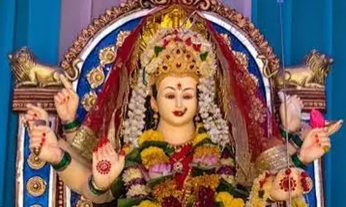 महाआरती से पहले ‘न मंत्रं नो यंत्रं’ स्तुति का महत्व महाआरती से पहले ‘न मंत्रं नो यंत्रं’ स्तुति का महत्व