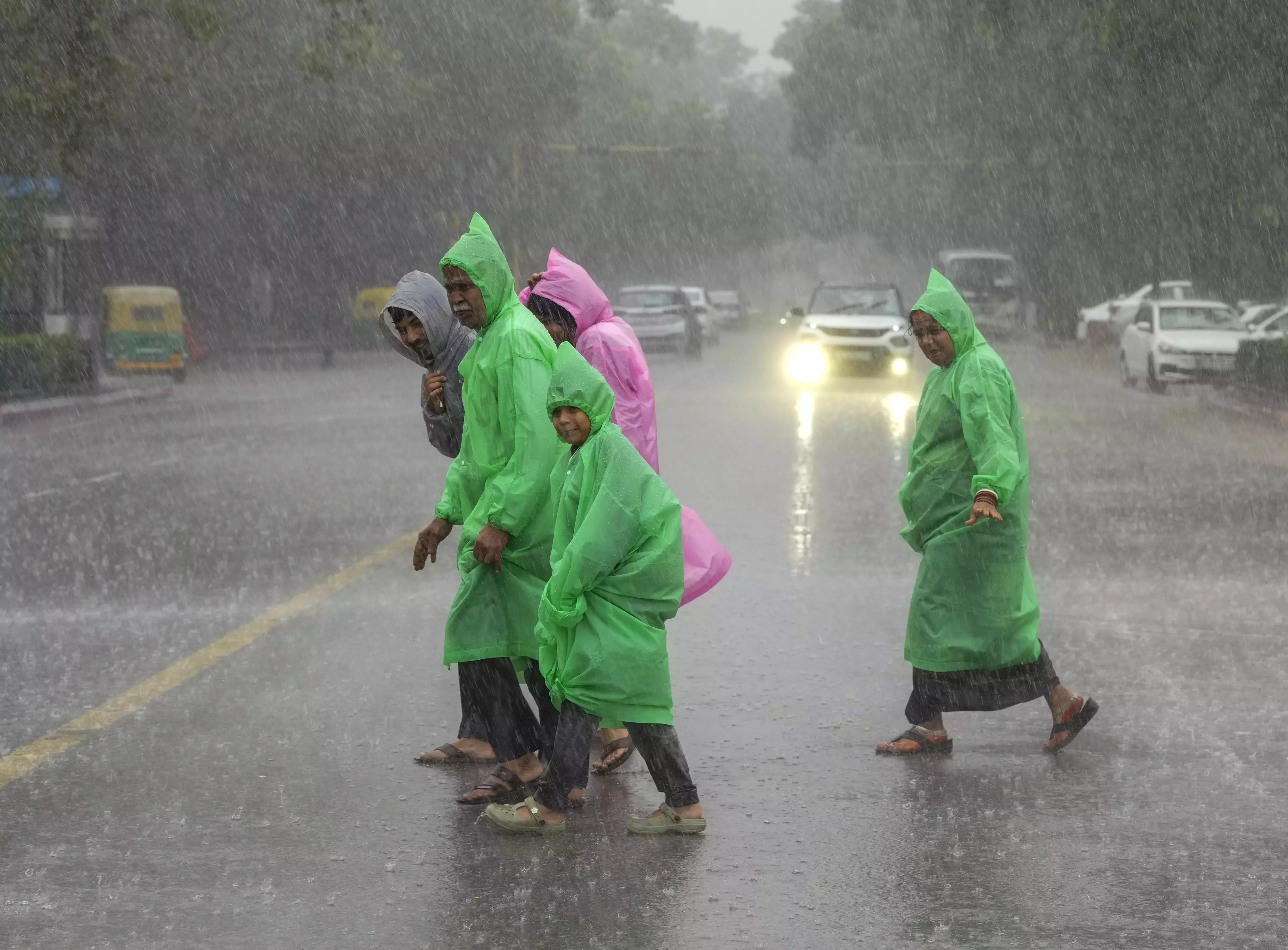 Tamil Nadu: चेन्नई, पूर्वोत्तर में भारी बारिश तमिलनाडु में मानसून सक्रिय हुआ Tamil Nadu: चेन्नई, पूर्वोत्तर में भारी बारिश तमिलनाडु में मानसून सक्रिय हुआ