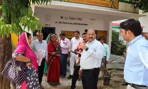 चीनी की बढ़ती कीमतों पर डीएम का बड़ा एक्शन, मिलों को सख्त चेतावनी, बिचौलियों पर लगेगी रोक चीनी की बढ़ती कीमतों पर डीएम का बड़ा एक्शन, मिलों को सख्त चेतावनी, बिचौलियों पर लगेगी रोक