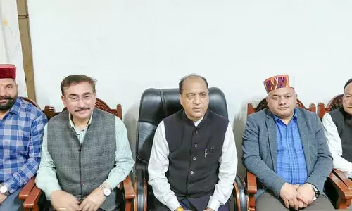 नए जिलों के प्रस्ताव पर जयराम ठाकुर का सरकार पर निशाना