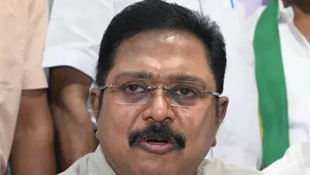 चेन्नई में पानी भरने से सियासत: दिनाकरन का सरकार पर हमला चेन्नई में पानी भरने से सियासत: दिनाकरन का सरकार पर हमला