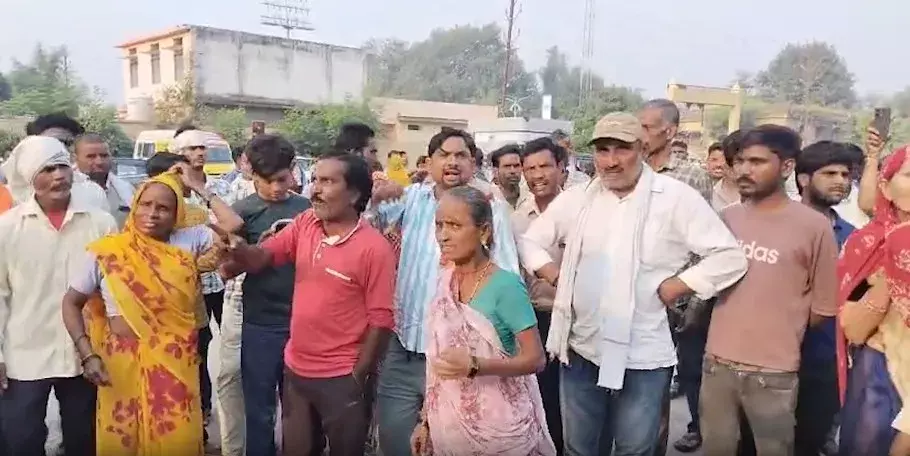 ग्वालियर ट्रक हादसा: अमित शाह ने जताया दुख ग्वालियर ट्रक हादसा: अमित शाह ने जताया दुख