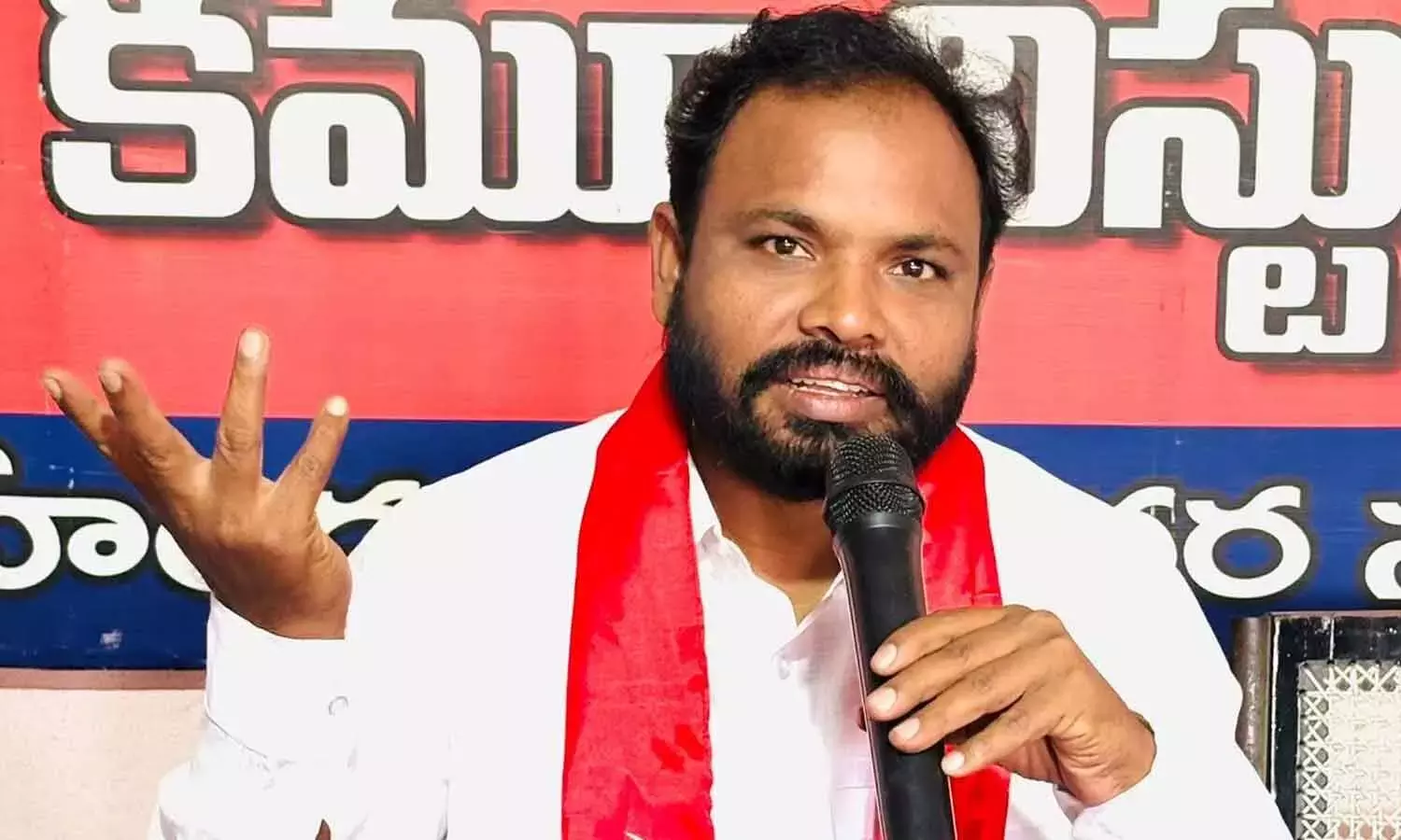 Andhra: सीपीआई ने झींगा चारे की कीमत में बढ़ोतरी को वापस लेने की मांग की