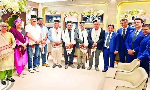 रोहड़ू में वर्मा ज्वेलर्स का शाही वेडिंग शो
