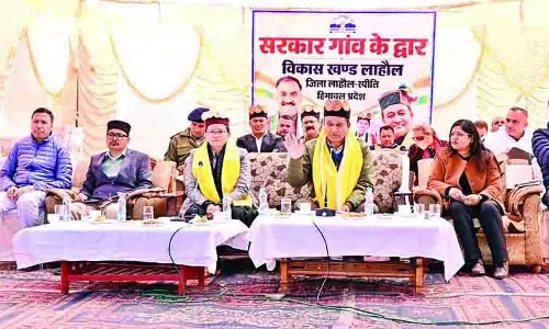 लंबित परियोजनाओं को समय पर पूरा करें