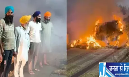 अमृतसर में बिजली तारों से पराली की ट्रॉली में लगी आग