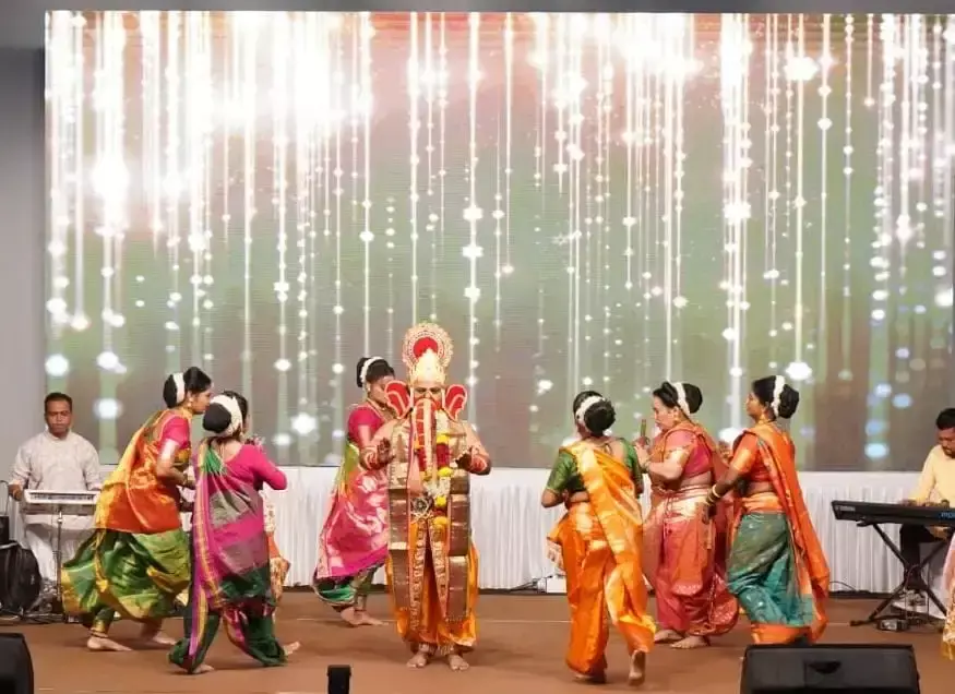 ठाणे प्रशासन के आयोजन में लोकगीतों से सजी गणेश भक्ति की महफिल