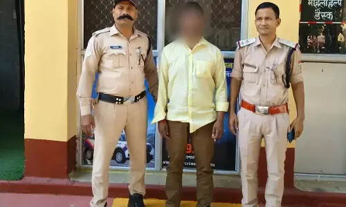 चंपावत में पुलिस ने अफीम के साथ दो आरोपियों को पकड़ा चंपावत में पुलिस ने अफीम के साथ दो आरोपियों को पकड़ा