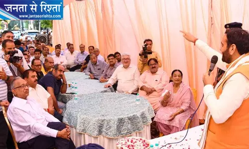 पंजाब के युवाओं को रोजगार नहीं, नशा मिला! हरियाणा सीएम का तीखा हमला पंजाब के युवाओं को रोजगार नहीं, नशा मिला! हरियाणा सीएम का तीखा हमला