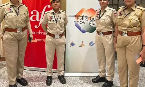 फ्रेंच सीखने वाले पुलिस जवानों ने संगीत कार्यक्रम में लिया हिस्सा
