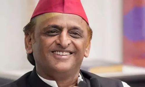 यूपी चुनाव 2027 से पहले अखिलेश यादव का बड़ा ऐलान, 26 नवंबर को जारी होगा सपा का घोषणापत्र यूपी चुनाव 2027 से पहले अखिलेश यादव का बड़ा ऐलान, 26 नवंबर को जारी होगा सपा का घोषणापत्र