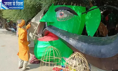 सिरसा में इस बार रावण दहन से पहले ही छा गया 80 फीट मूंछों वाला पुतला