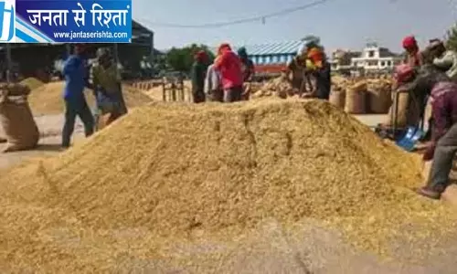 हरियाणा के किसानों को बड़ी राहत, धान खरीद की 27 क्विंटल प्रति एकड़ की सीमा हटी हरियाणा के किसानों को बड़ी राहत, धान खरीद की 27 क्विंटल प्रति एकड़ की सीमा हटी