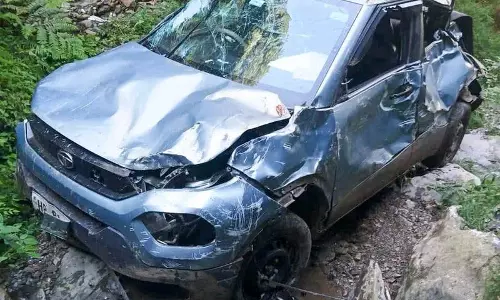 सलूणी में दर्दनाक सड़क हादसा, कार दुर्घटना में एक की मौत, चार घायल