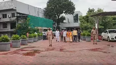 आंध्र निकाय चुनाव: 25,000 से अधिक नामांकन दाखिल आंध्र निकाय चुनाव: 25,000 से अधिक नामांकन दाखिल