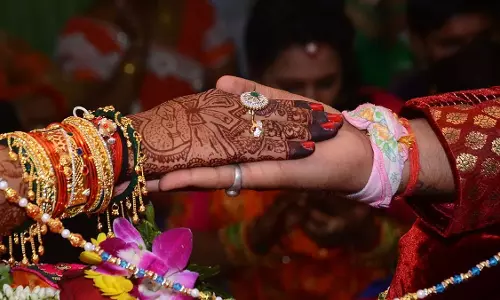 हिंदू बताकर तय किया रिश्ता, शादी के बाद खुला राज