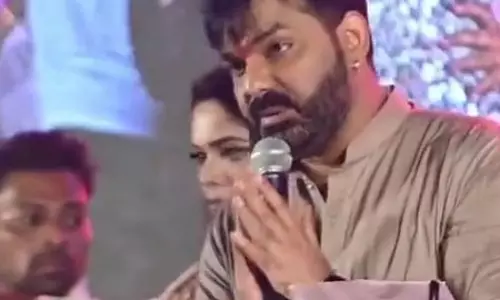 मुंगेर में पवन सिंह ने अक्षरा सिंह और उनके माता-पिता से मांगी माफी