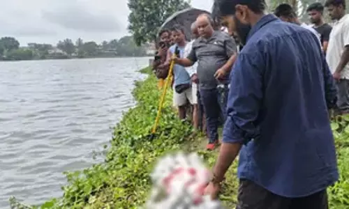 मधुबनी की कमला बलान नदी में मिला युवती का शव