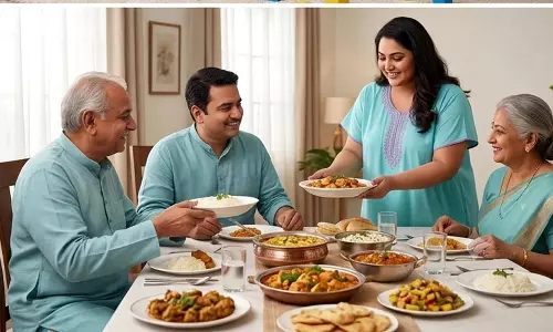 दशहरे पर झटपट तैयार करें क्रिस्पी पोहा स्नैक दशहरे पर झटपट तैयार करें क्रिस्पी पोहा स्नैक