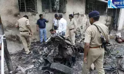56 लोगों की जान लेने वाले अहमदाबाद धमाकों का मामला, दोषी की याचिका पर सुप्रीम कोर्ट की सुनवाई, तनवीर की मौत की सजा पर रोक