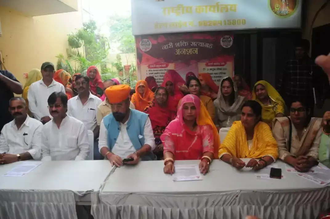 सवर्ण आक्रोश सभा से पहले सरकार के खिलाफ करणी सेना लामबंद सवर्ण आक्रोश सभा से पहले सरकार के खिलाफ करणी सेना लामबंद
