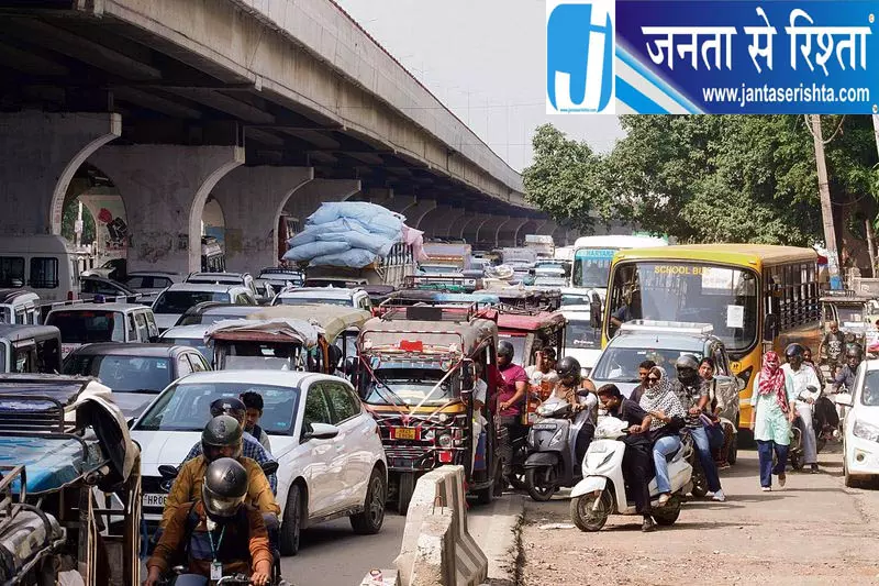 पानीपत में सड़क दुर्घटनाओं का ग्राफ गिरा, 10 फीसदी की कमी दर्ज पानीपत में सड़क दुर्घटनाओं का ग्राफ गिरा, 10 फीसदी की कमी दर्ज