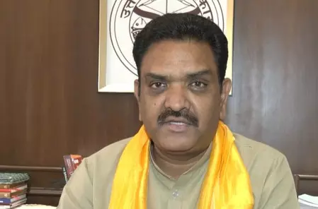 अखिलेश का पीडीए सिर्फ सत्ता की सीढ़ी, कन्नौज की जनता से हुई बड़ी चूक: असीम अरुण अखिलेश का पीडीए सिर्फ सत्ता की सीढ़ी, कन्नौज की जनता से हुई बड़ी चूक: असीम अरुण