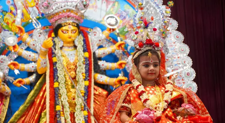 त्रिपुरा महाअष्टमी: कुमारी पूजा से दिया नारी शक्ति का संदेश त्रिपुरा महाअष्टमी: कुमारी पूजा से दिया नारी शक्ति का संदेश