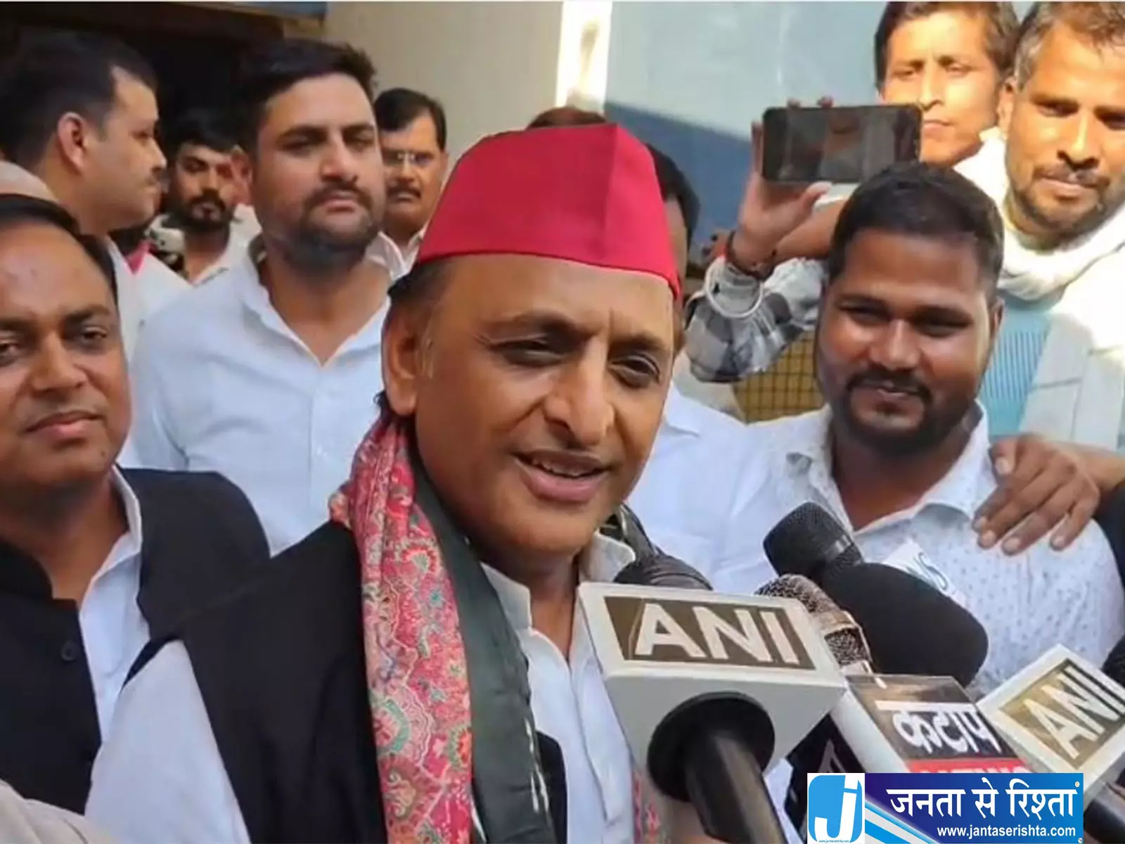 UP में वोटर लिस्ट को लेकर अखिलेश यादव का बड़ा आरोप UP में वोटर लिस्ट को लेकर अखिलेश यादव का बड़ा आरोप