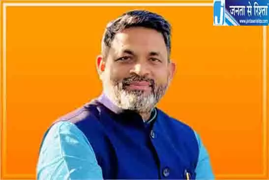 अखिलेश यादव के लैपटॉप वितरण पर BJP MLC का तंज, बोले- वोट देगा अहीर और लैपटॉप लेगा जहीर अखिलेश यादव के लैपटॉप वितरण पर BJP MLC का तंज, बोले- वोट देगा अहीर और लैपटॉप लेगा जहीर