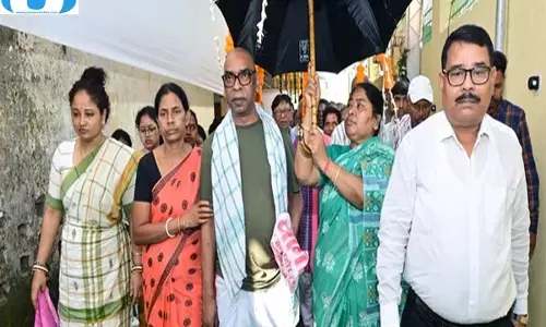 दामोदर-भैरवी संगम पर मां की अस्थियां विसर्जित, पारिवारिक संस्कारों में शामिल हुए हेमंत