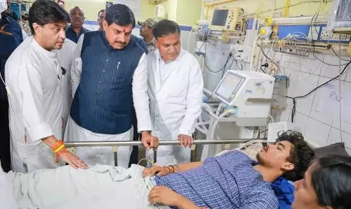 हादसे के घायलों को समय पर इलाज मिले, डॉक्टरों ने उठाई मांग हादसे के घायलों को समय पर इलाज मिले, डॉक्टरों ने उठाई मांग