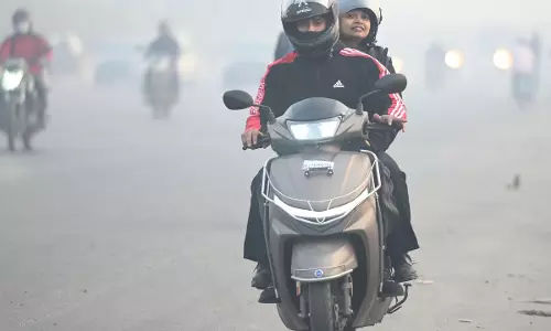 यूपी में गुलाबी ठंड की दस्तक, पछुआ हवाओं से गिरा पारा