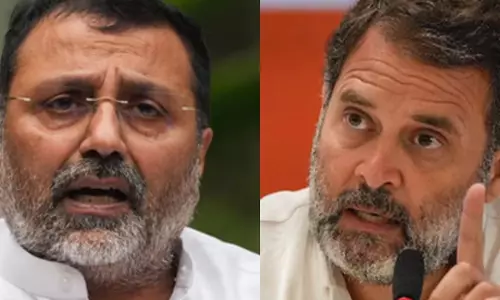 वोट चोरी के आरोपों पर BJP का पलटवार, 1972 के बंगाल चुनाव की रिपोर्ट दिखाकर कांग्रेस को घेरा वोट चोरी के आरोपों पर BJP का पलटवार, 1972 के बंगाल चुनाव की रिपोर्ट दिखाकर कांग्रेस को घेरा