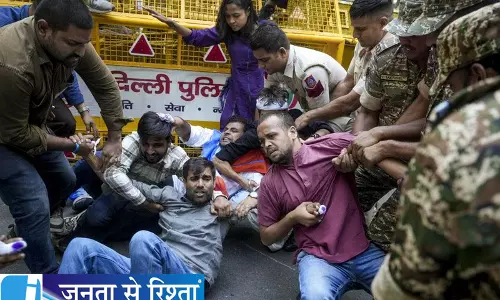 भारत को अराजकता से बचाने की अपील, 400 शिक्षाविदों ने किए हस्ताक्षर