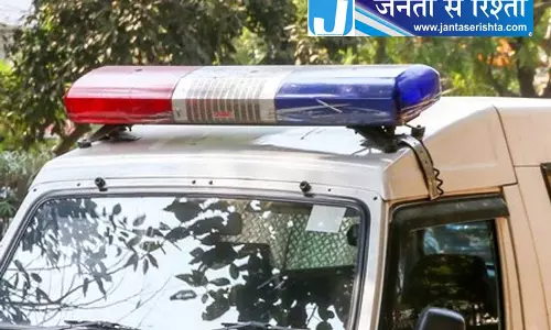 नाभा में देर रात सैलून पहुंचे विधायक देव मान, दवाएं जब्त