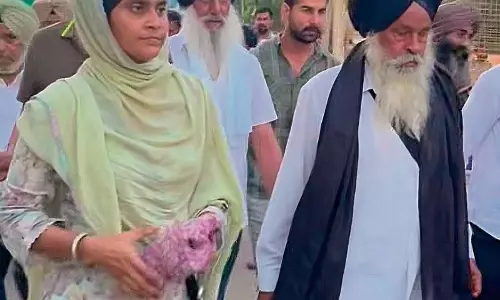 सरकार और झोटा पैनल की बैठक बेनतीजा, नहीं बनी सहमति सरकार और झोटा पैनल की बैठक बेनतीजा, नहीं बनी सहमति
