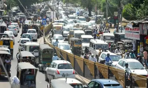 दशहरे पर जयपुर में ट्रैफिक प्लान बदला, वाहन चालकों को सतर्क रहने की सलाह दशहरे पर जयपुर में ट्रैफिक प्लान बदला, वाहन चालकों को सतर्क रहने की सलाह