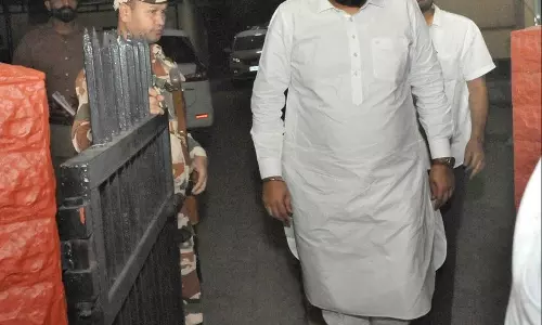 पंजाब सीएम के ओएसडी की सीबीआई में फिर पेशी पंजाब सीएम के ओएसडी की सीबीआई में फिर पेशी