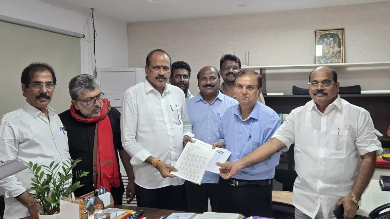YSRCP का चुनाव आयोग से आग्रह: 22 निकायों में दोबारा हो नामांकन