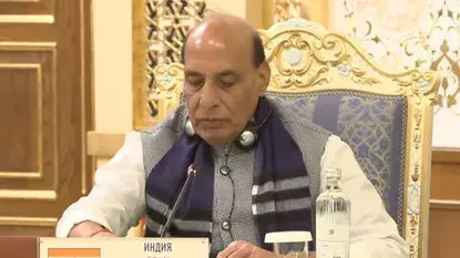 आतंकवाद पर दोहरा मापदंड मंजूर नहीं: SCO बैठक में राजनाथ सिंह