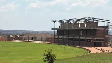 विक्टोरिया फॉल्स स्टेडियम लगभग तैयार, ICC टीम ने लिया जायजा