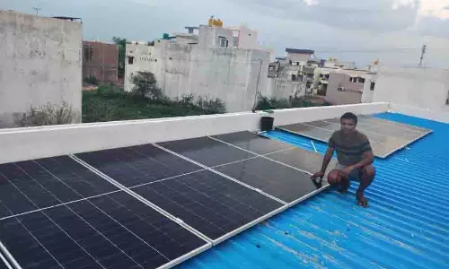 पीएम सूर्य घर मुफ्त बिजली योजना से जिले के 5 हजार 471 हितग्राहियों को हो रही है बिजली की बचत पीएम सूर्य घर मुफ्त बिजली योजना से जिले के 5 हजार 471 हितग्राहियों को हो रही है बिजली की बचत