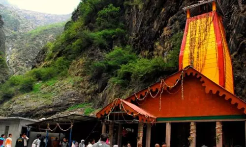 11 नवंबर को बंद होंगे यमुनोत्री धाम के कपाट 11 नवंबर को बंद होंगे यमुनोत्री धाम के कपाट